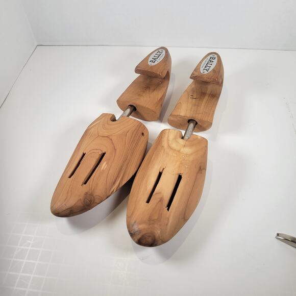 Vintage Bally of Switzerland Cedar Wood Shoe Trees Adjustable Size S - Picture 7 of 8